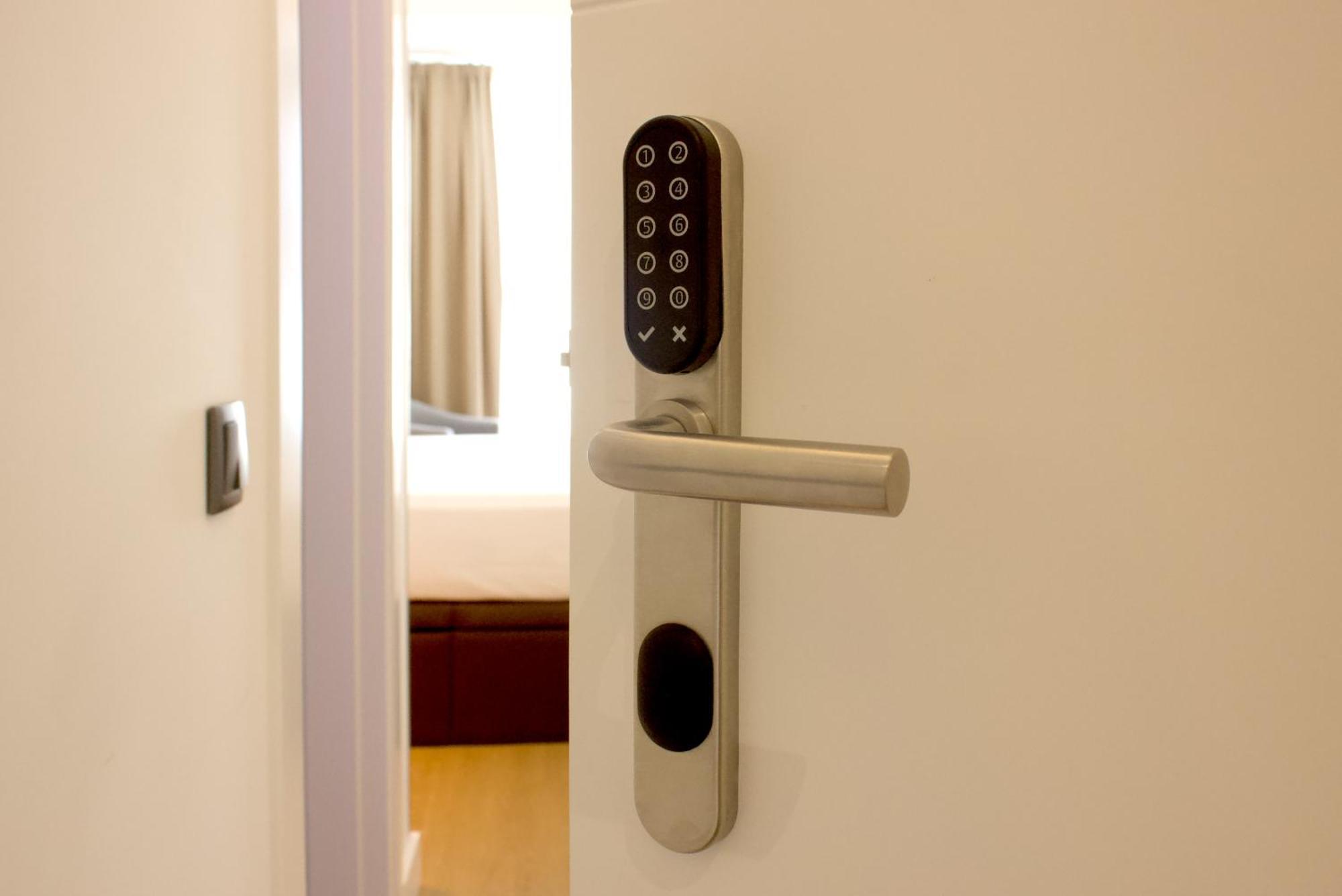 Woohoo Rooms Boutique Luna Madri Exterior foto